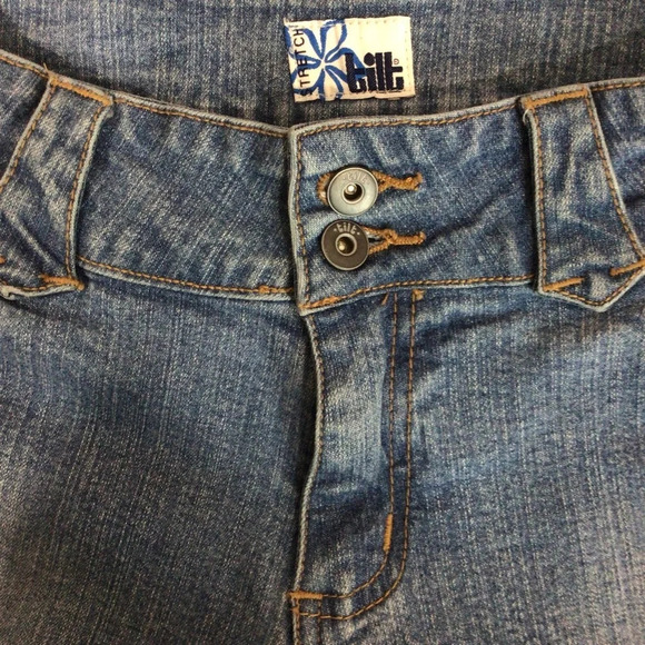 TILT Stretch Medium Wash Blue Denim Capris - Size 7 - Picture 7 of 12